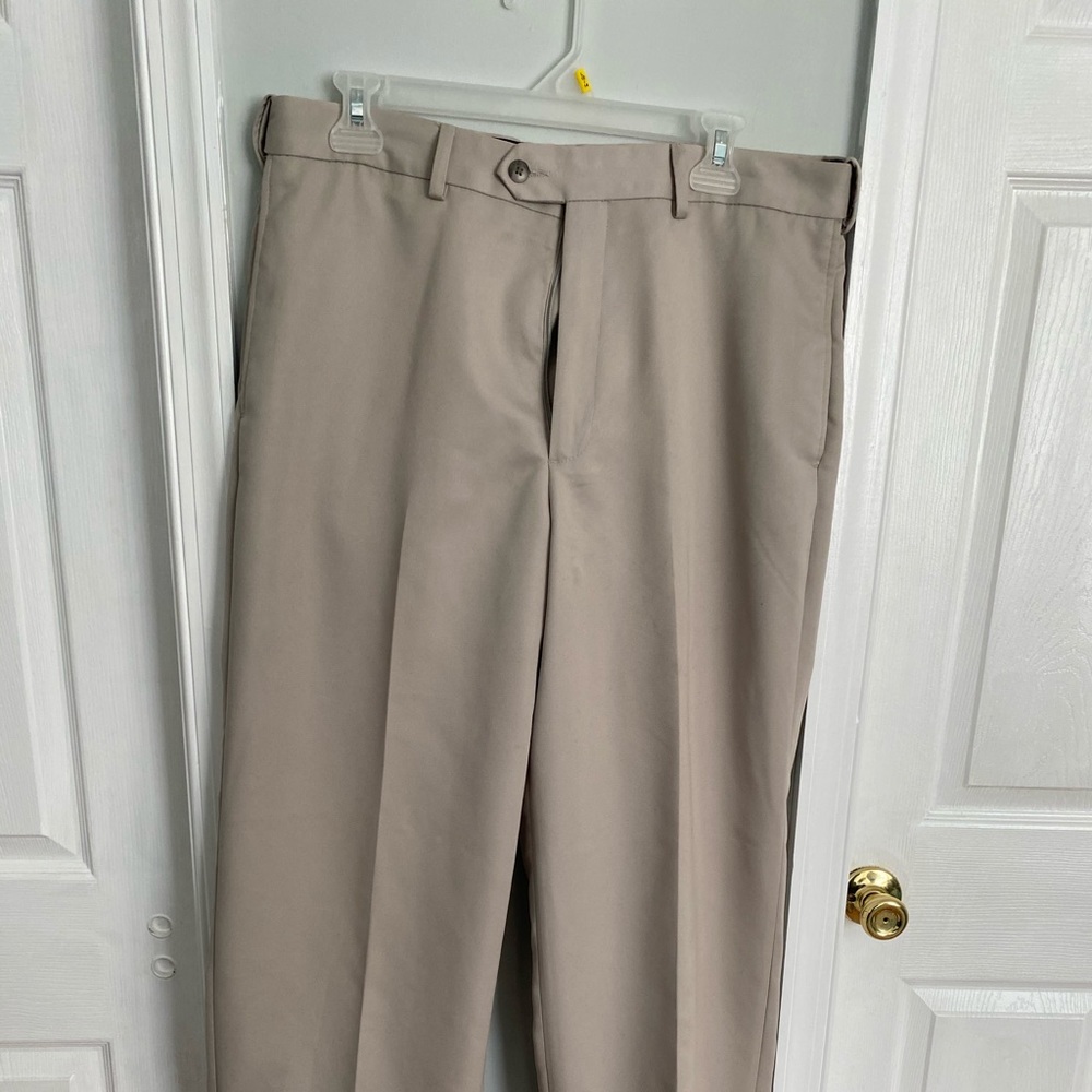 Mens Croft and Barrow khaki pants